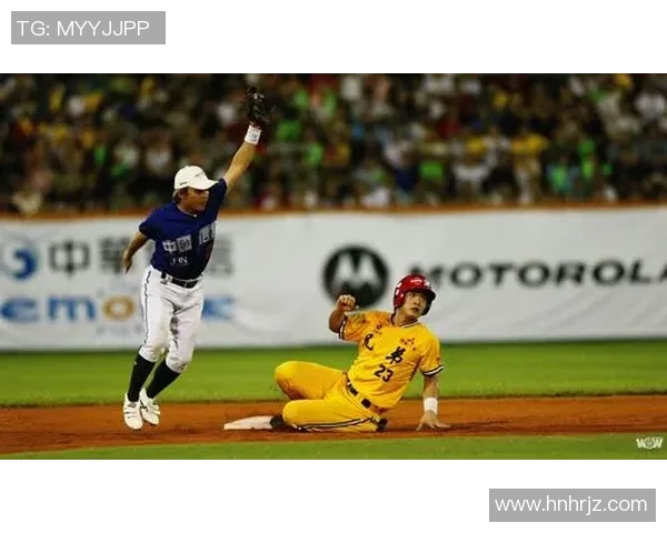 陈伟明足球：从青涩少年到职业球员的奋斗历程与荣耀时刻